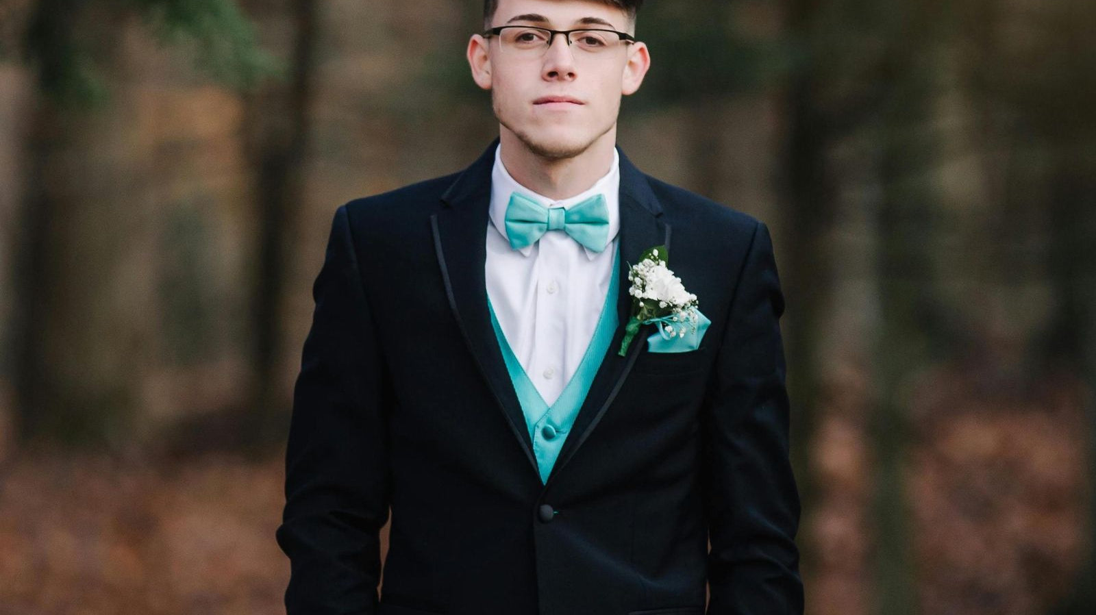 Dress to Impress: Conway’s Guide to Timeless Styles for Prom