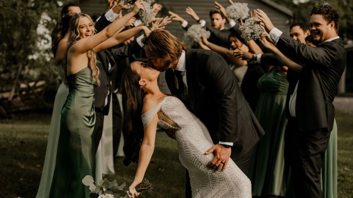 How to Dress for Your Ottawa Valley Wedding!