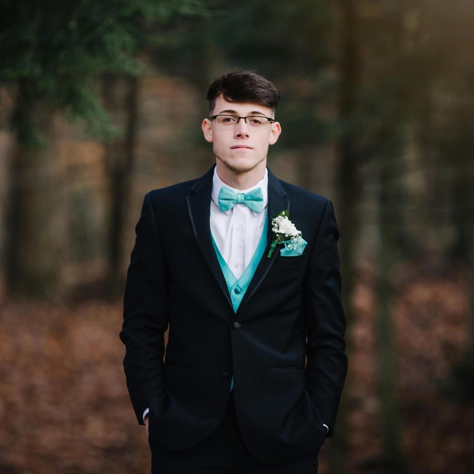 Dress to Impress: Conway’s Guide to Timeless Styles for Prom